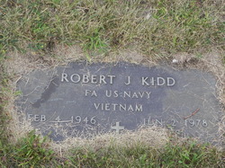 Robert J Kidd