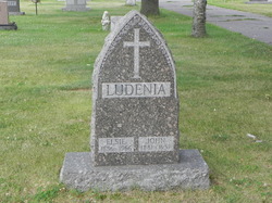 Elsie Ludenia