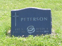 Lee Peterson