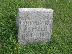 Arthur W Hoysler