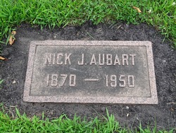 Nick J Aubart