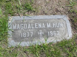 Magdalena M Hunt