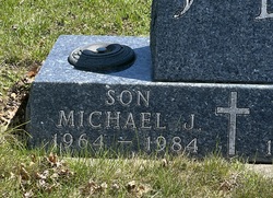 Michael Lyons